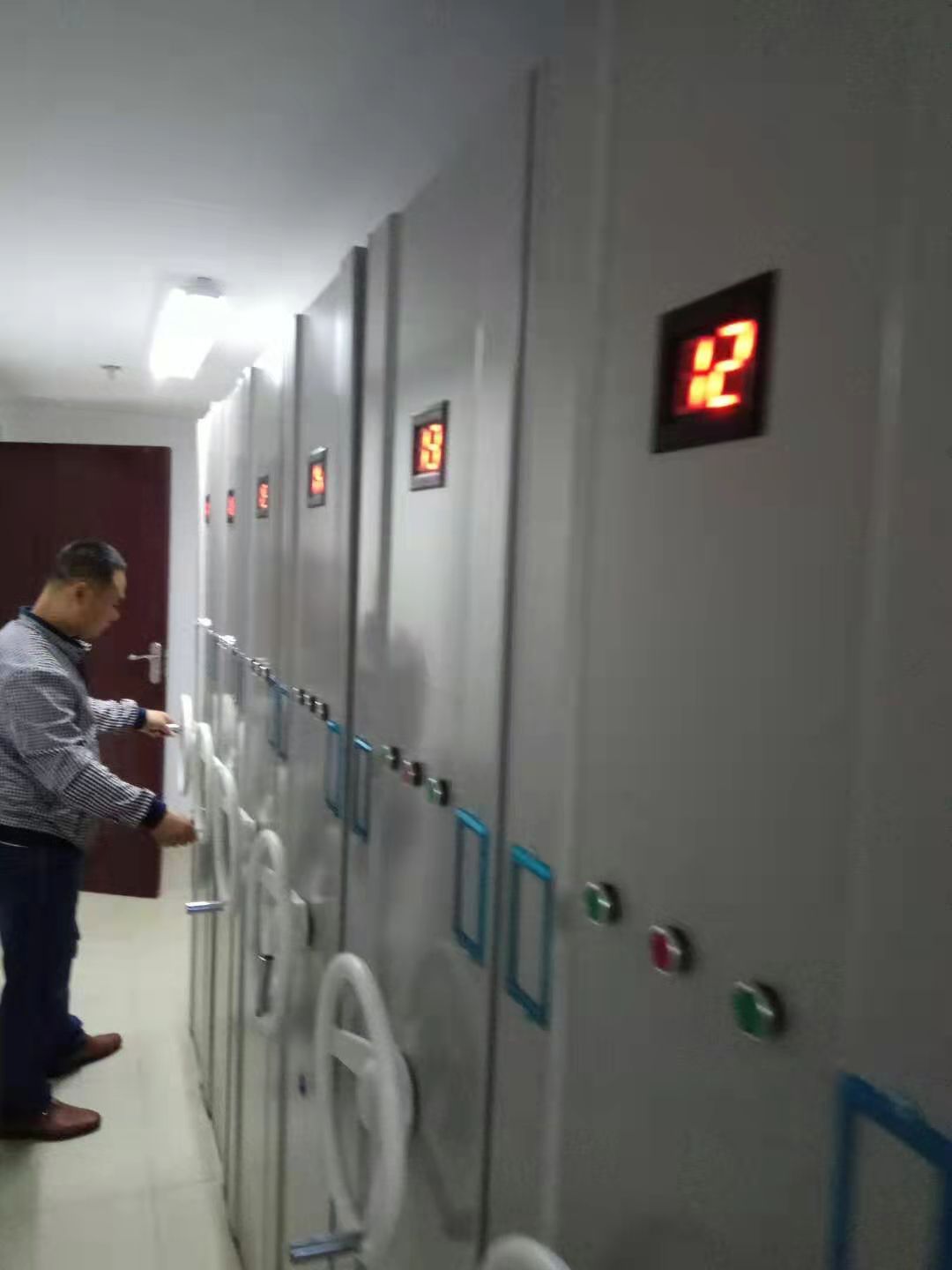 电动水蜜桃在线视频架